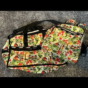 LeSport sac exclusive 5 piece Hawaiian print